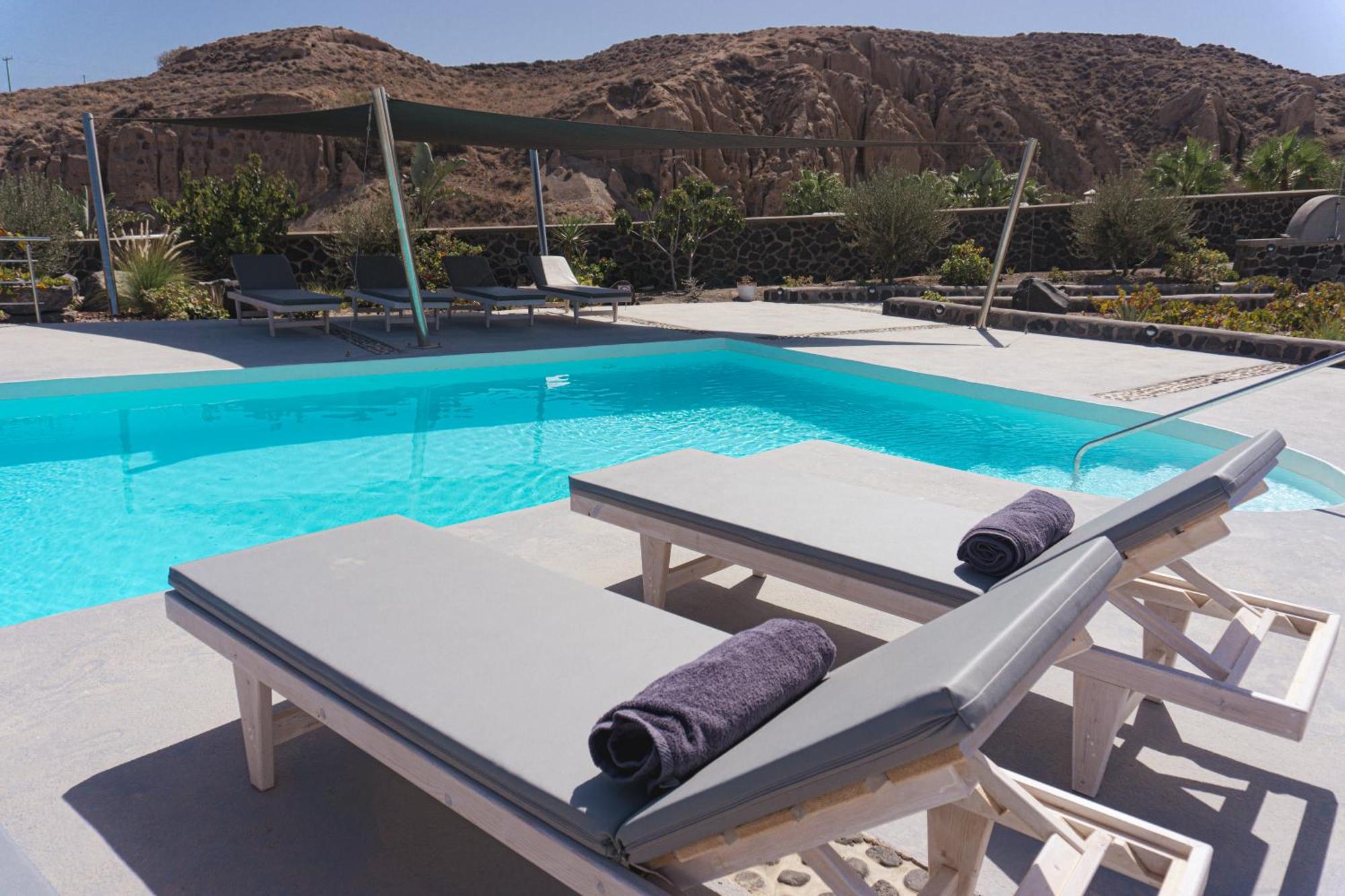 Villas Scirocco ฟิรา ภายนอก รูปภาพ