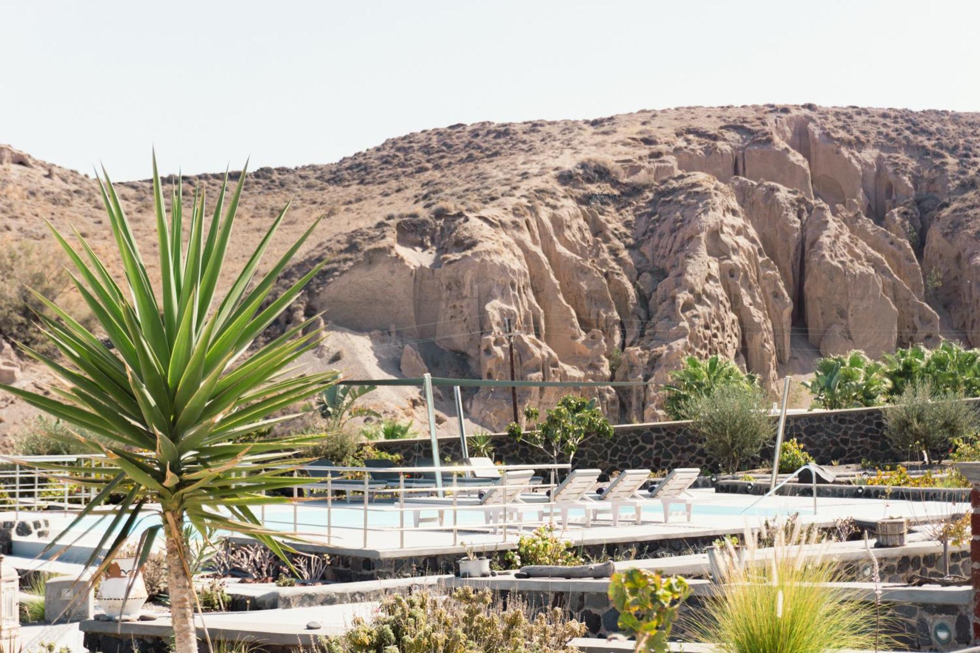 Villas Scirocco ฟิรา ภายนอก รูปภาพ