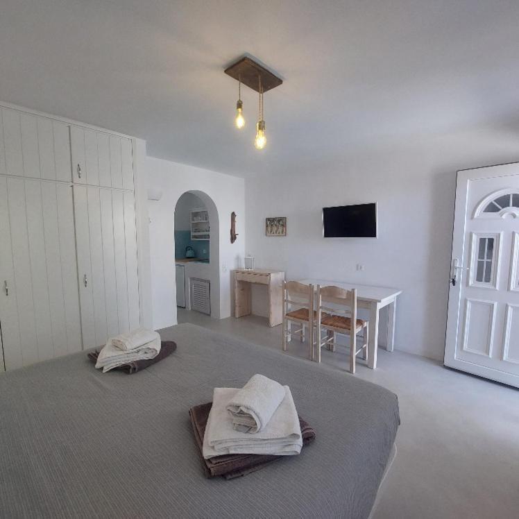 Villas Scirocco ฟิรา ภายนอก รูปภาพ